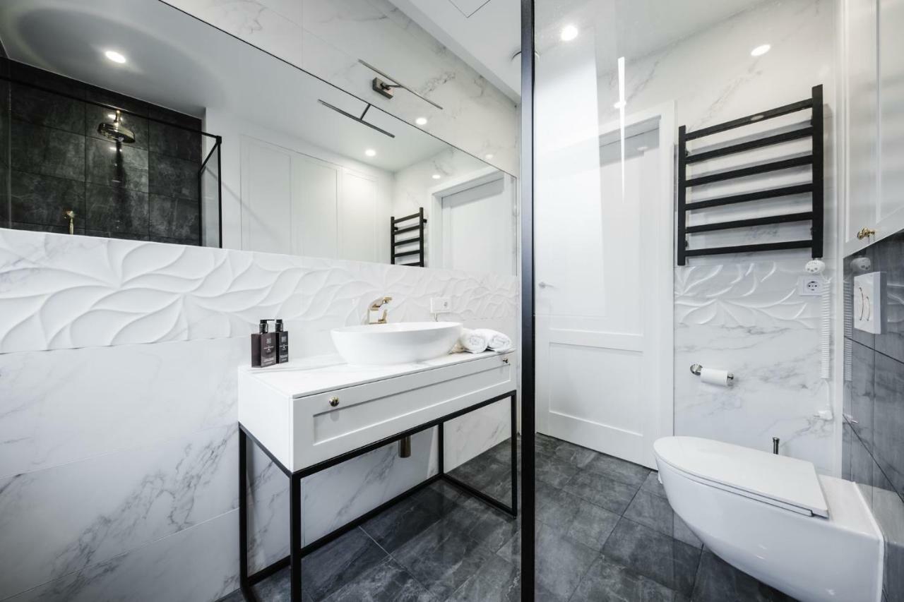 Luxury Suites Kaunas, Self-Check In Dış mekan fotoğraf